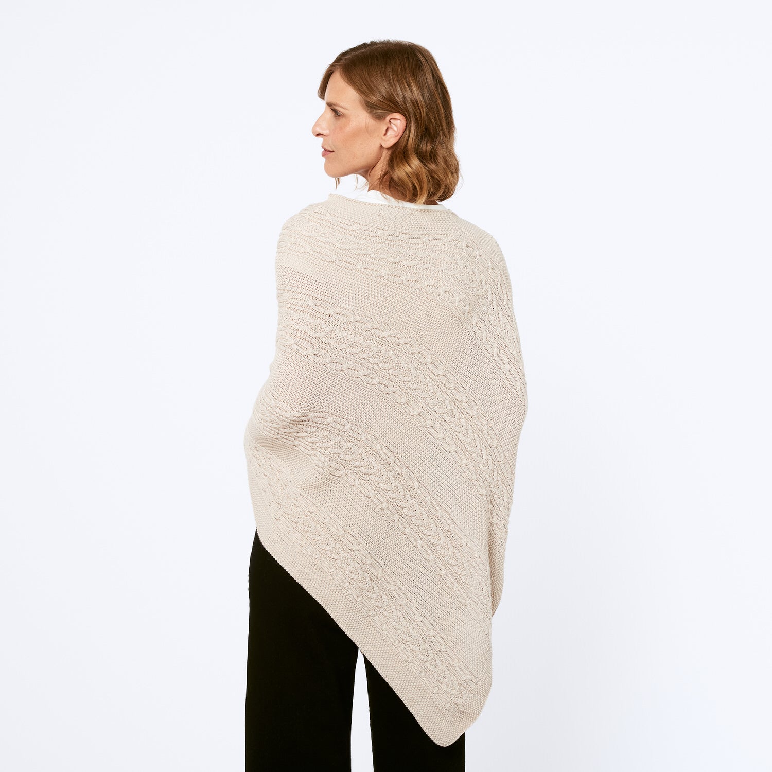 Poncho Irene Arena